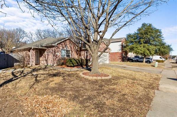 7912 Settlement Drive, Denton, TX 76210