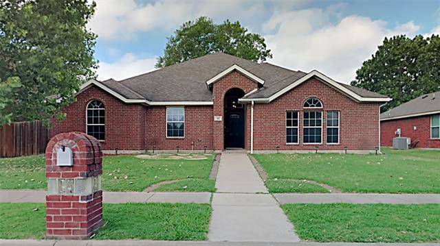 327 Fox Hollow Drive, Red Oak, TX 75154