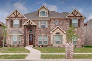 110 Crystal Creek Drive, Red Oak, TX 75154