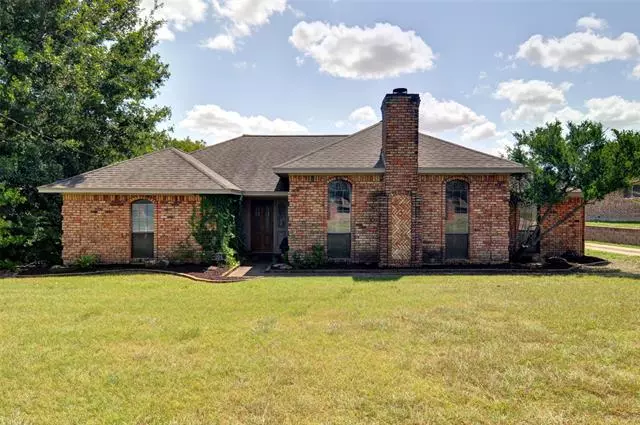 104 Creekside Court, Red Oak, TX 75154