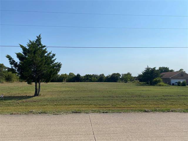 310 Crestview Drive, Red Oak, TX 75154