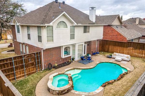 2300 Sunflower Lane, Flower Mound, TX 75028