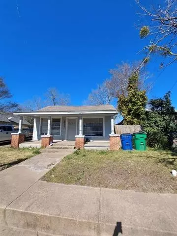 311 Wyatt Street, Waxahachie, TX 75165