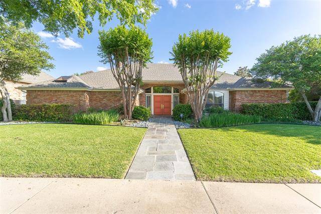 5828 Fallsview Lane, Dallas, TX 75252