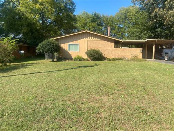 103 Suzanne Drive, Longview, TX 75604