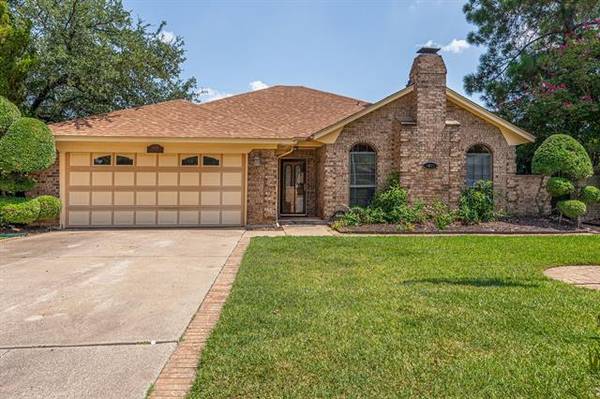 8628 Kirk Court, North Richland Hills, TX 76182