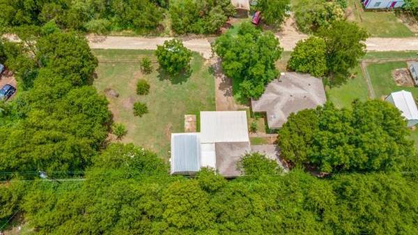 111 Bluegrass, Whitney, TX 76692