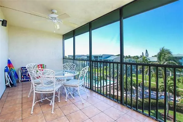 Sanibel, FL 33957,979 E Gulf DR #584