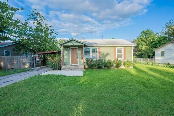 826 Ronald Street, White Settlement, TX 76108