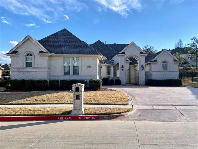 Benbrook, TX 76126,9021 Reata West Drive