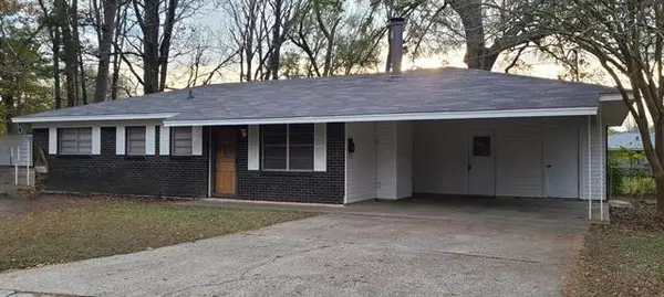 101 Sarah Circle,  Minden,  LA 71055