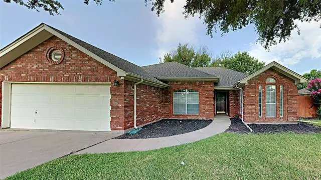 329 College Street S, Keller, TX 76248