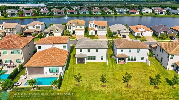 Boynton Beach, FL 33472,8739 Grand Prix Ln