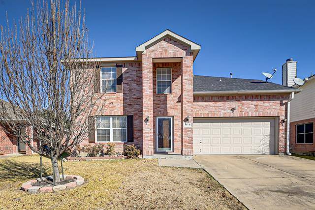 819 Gillon Drive, Arlington, TX 76001