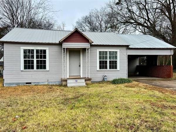 211 Beasley Street, Sulphur Springs, TX 75482