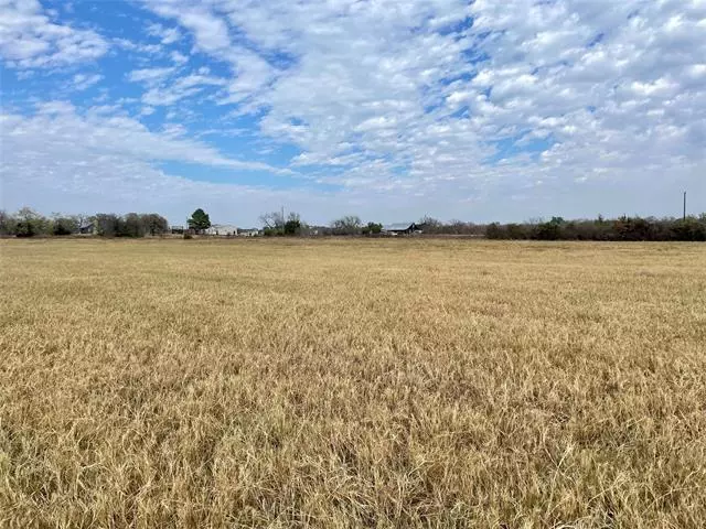 1524 Co Road 404, Nemo, TX 76070