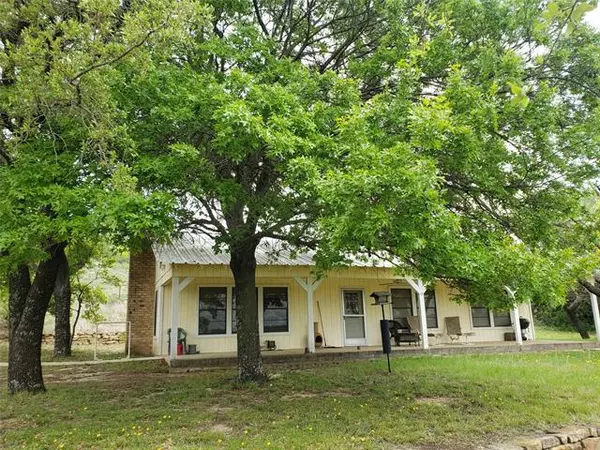 2549 County Road 124, Huckabay, TX 76401