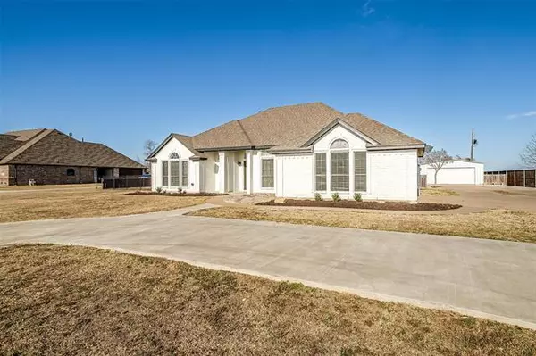 Cleburne, TX 76033,2501 Lakeshore Drive