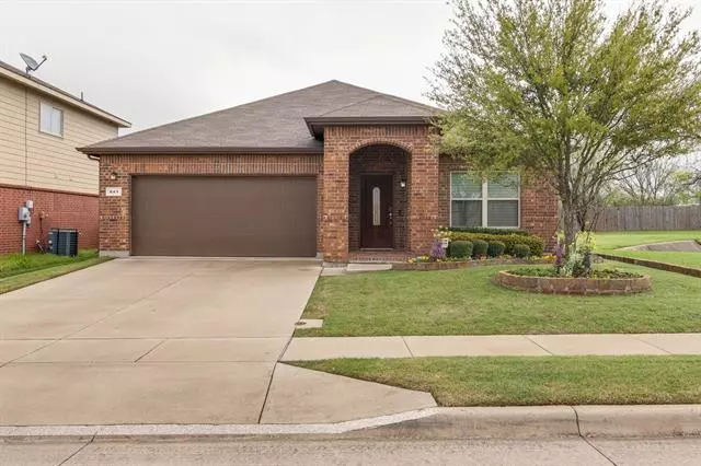 941 Iona Drive, Fort Worth, TX 76120