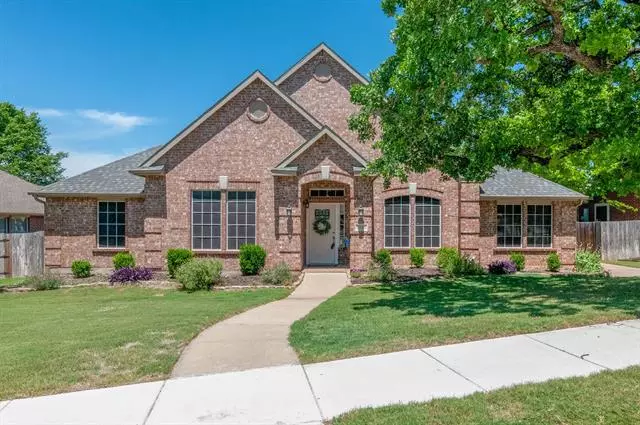 1925 Fall Creek Trail, Keller, TX 76248