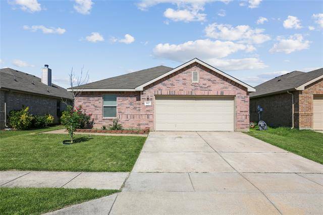 812 Green Heath Avenue, Fort Worth, TX 76120