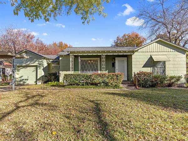 1004 Keith Pumphrey Drive, River Oaks, TX 76114