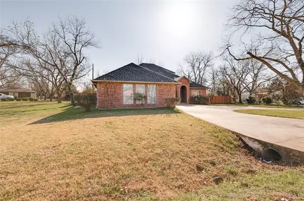 Granbury, TX 76049,9017 Hickory Hill Drive