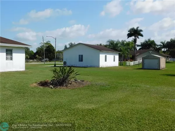 Southwest Ranches, FL 33331,17420 SW 54th St