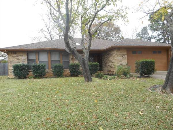 1226 Brookfield Lane, Mansfield, TX 76063