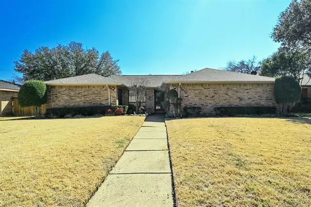 3634 Parkmont Street, Mesquite, TX 75150