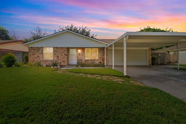 229 Straw Road, Saginaw, TX 76179