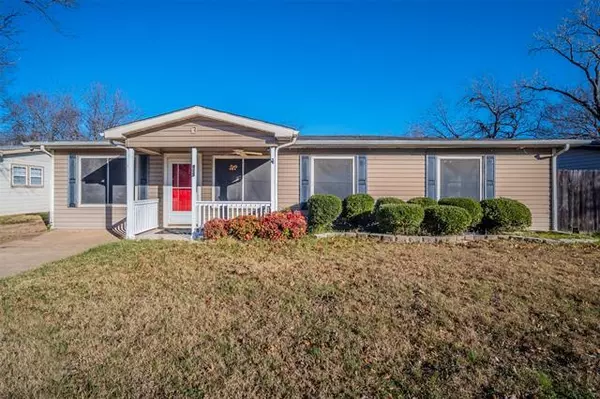 Hurst, TX 76053,615 Brookfield Drive