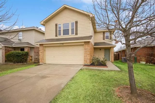 5908 Parkview Hills Lane, Fort Worth, TX 76179