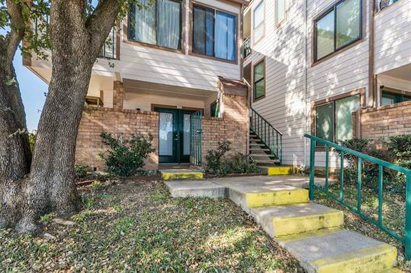 2307 Balsam Drive #L104, Arlington, TX 76006