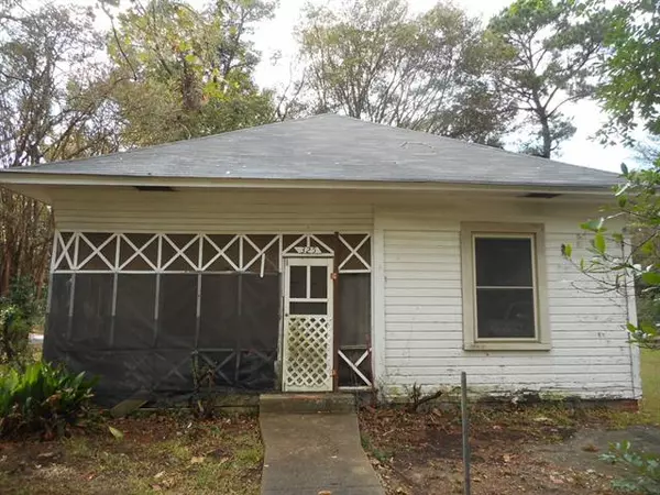 325 S Pecan Street,  Vivian,  LA 71082