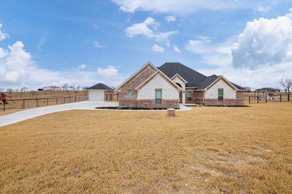 145 Maravilla Drive, Aledo, TX 76008