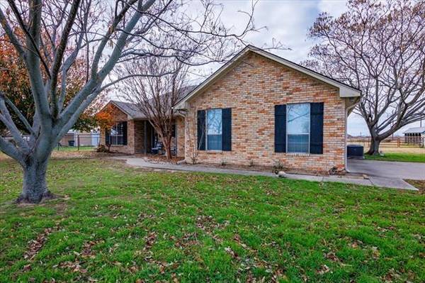 638 Olive Branch Road, Brock, TX 76087