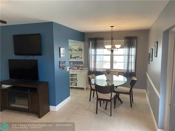 Deerfield Beach, FL 33442,21 Farnham A  #21