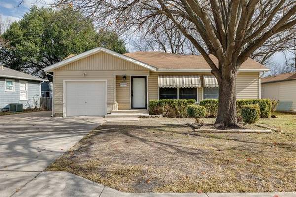 3504 Beverly Drive, Haltom City, TX 76117