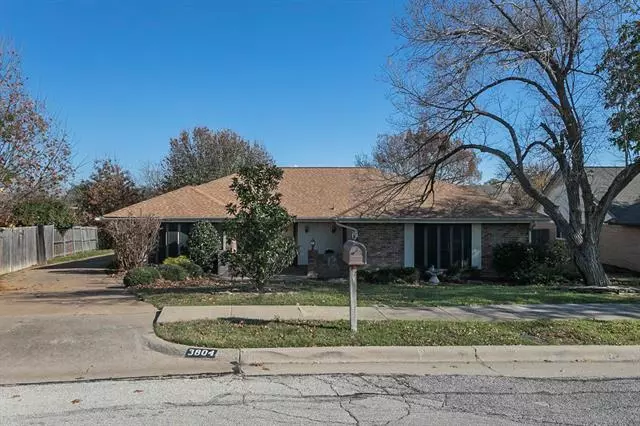 3804 Flintridge Drive, Irving, TX 75038