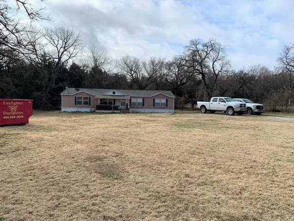 239 County Road 2896, Sunset, TX 76270