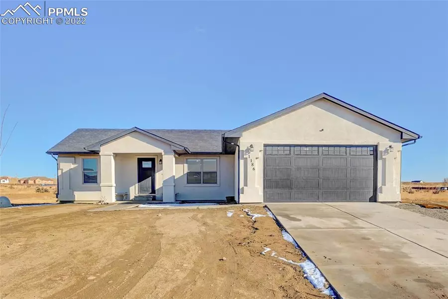 1186 N Knotty Pine LN, Pueblo West, CO 81007