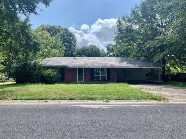 710 Madison Avenue, Minden, LA 71055