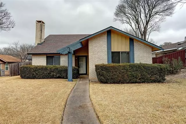 627 Meadowglen Drive, Duncanville, TX 75137