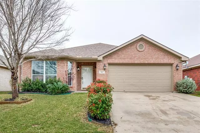 9067 Rushing River Drive, Fort Worth, TX 76118