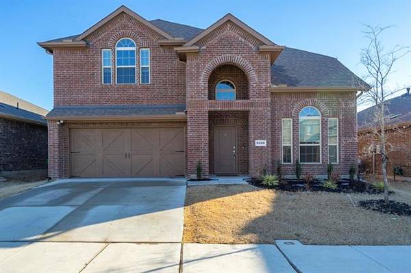 6328 Crownmere Drive, Aubrey, TX 76227