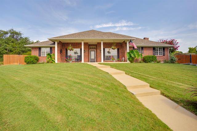 7608 Plaza Ridge Court, Fort Worth, TX 76179