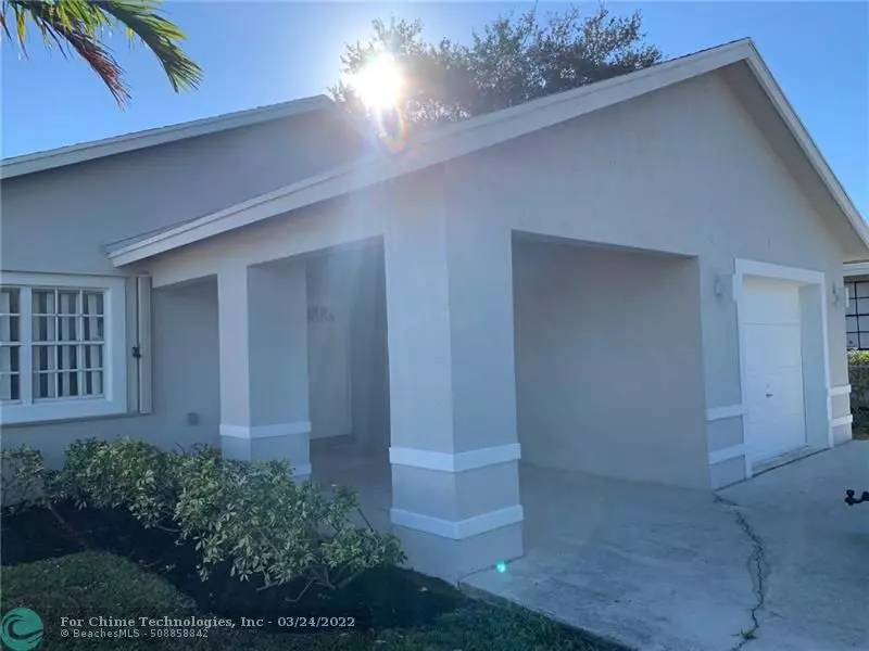 233 SW 11th Ave, Delray Beach, FL 33444