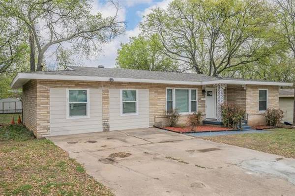 5005 Monette Street, Haltom City, TX 76117