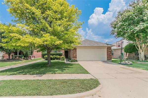 6260 Dream Dust Drive, North Richland Hills, TX 76180